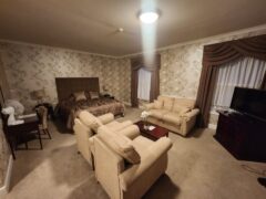 Crowdstrike, Country, Mansion, Room